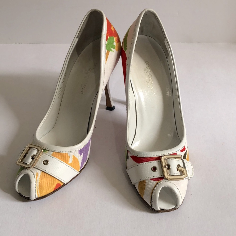 Dolce and Gabbana floral fabric peep toe pumps